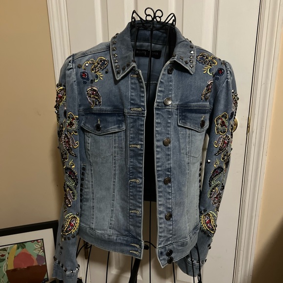 Boston Proper Paisley Embroidered & Embellished Puff Sleeve Denim Jacket - Picture 8 of 12